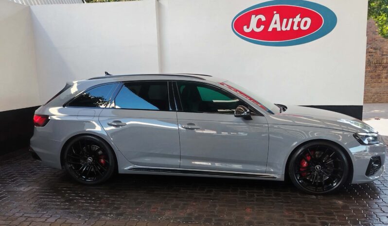 2021 AUDI RS4 AVANT QUATTRO full
