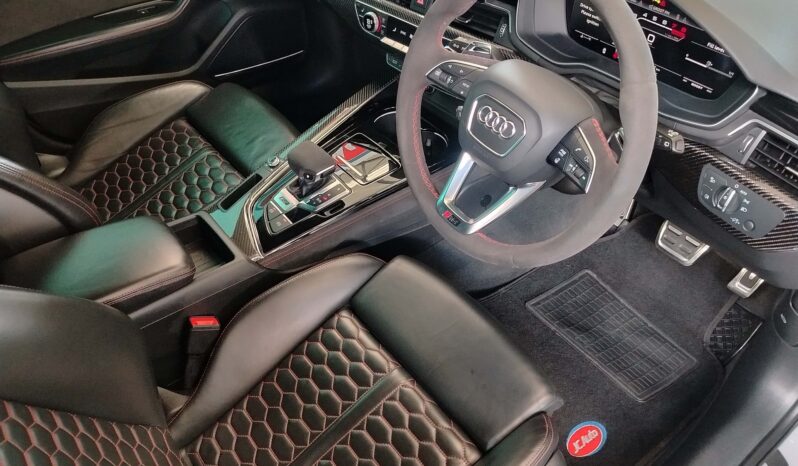 2021 AUDI RS4 AVANT QUATTRO full